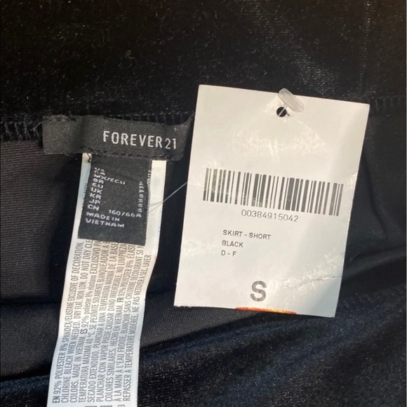 SOLD! Forever21 Suede mini skirt with split - Picture 6 of 7